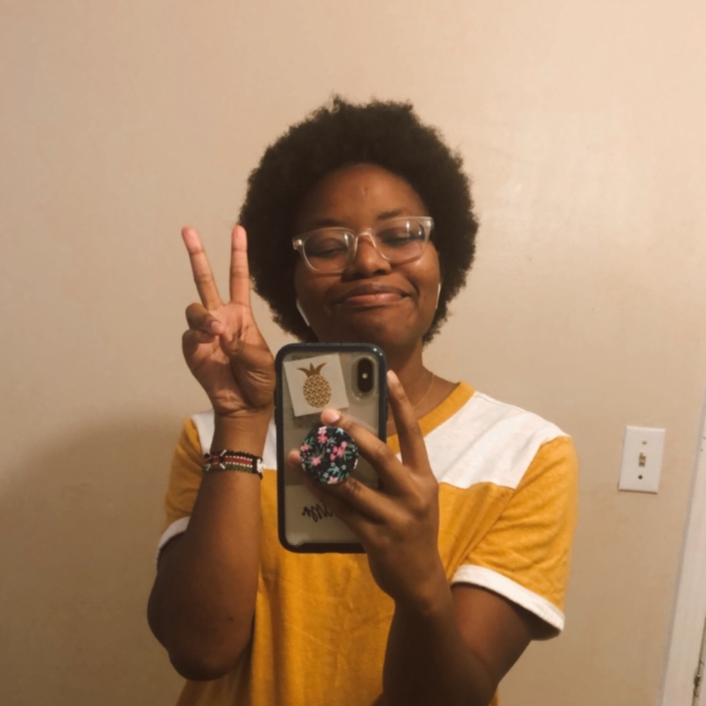 Meet your Posher, Anissa